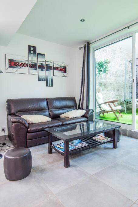 Appartement Avec Jardin Interieur 4 Pers Centre Ville 느무흐 외부 사진